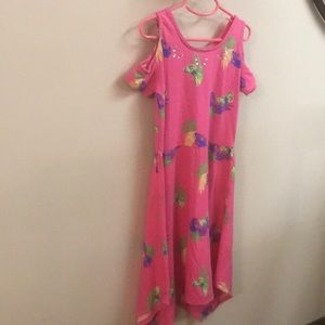 Kids dress no stains no holes in good condition